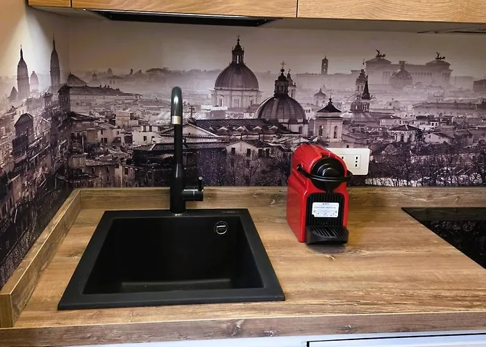 Stylish Mini Break In Ponte Milvio Apartman