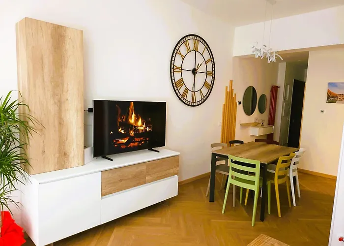 Stylish Mini Break In Ponte Milvio Apartman *