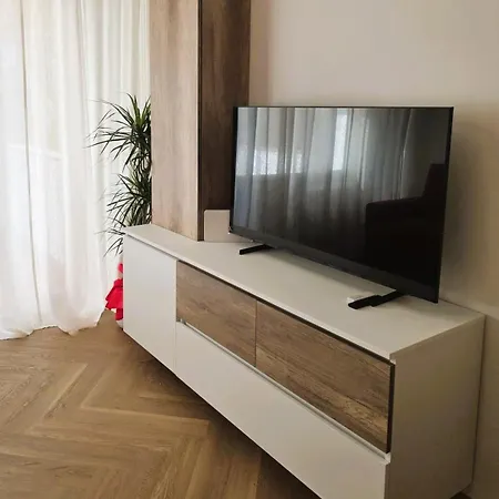 Stylish Mini Break In Ponte Milvio Apartmán Řím